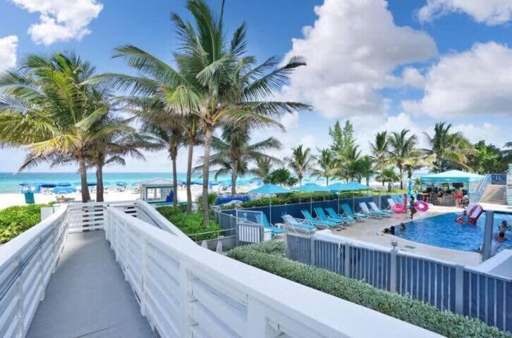 Appartement Beachfront - Pool - Ocean View Balcony- Gym Miami Beach