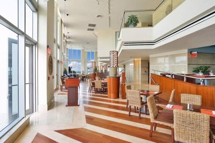 Appartement Beachfront - Pool - Ocean View Balcony- Gym
