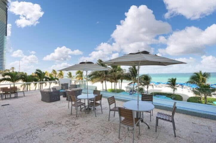 Beachfront - Pool - Ocean View Balcony- Gym Appartement Miami Beach